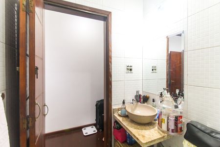 Casa à venda com 362m², 4 quartos e 4 vagas Casa à venda com 362m², 4 quartos e 4 vagasBanheiro da Suíte 1