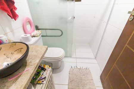 Casa à venda com 362m², 4 quartos e 4 vagas Casa à venda com 362m², 4 quartos e 4 vagasBanheiro 4