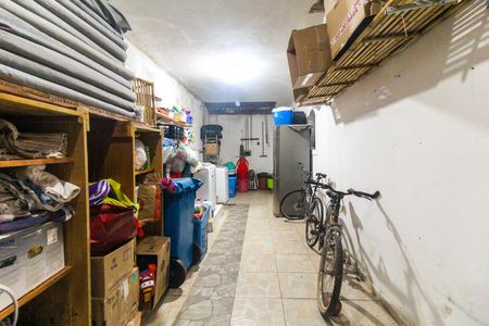 Casa à venda com 362m², 4 quartos e 4 vagas Casa à venda com 362m², 4 quartos e 4 vagasÁrea de Serviço