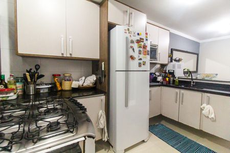 Casa à venda com 362m², 4 quartos e 4 vagas Casa à venda com 362m², 4 quartos e 4 vagasCozinha