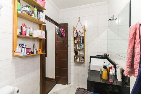 Casa à venda com 362m², 4 quartos e 4 vagas Casa à venda com 362m², 4 quartos e 4 vagasBanheiro da Suíte 3