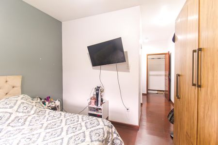 Casa à venda com 362m², 4 quartos e 4 vagas Casa à venda com 362m², 4 quartos e 4 vagasSuíte 1