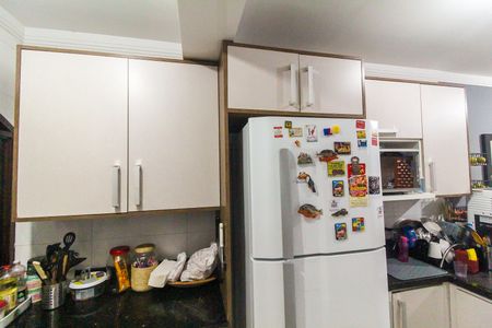 Casa à venda com 362m², 4 quartos e 4 vagas Casa à venda com 362m², 4 quartos e 4 vagasCozinha