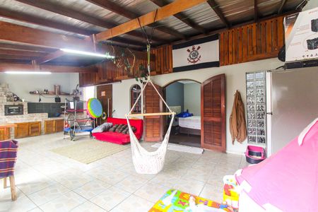 Casa à venda com 362m², 4 quartos e 4 vagas Casa à venda com 362m², 4 quartos e 4 vagasVaranda da Suíte 3