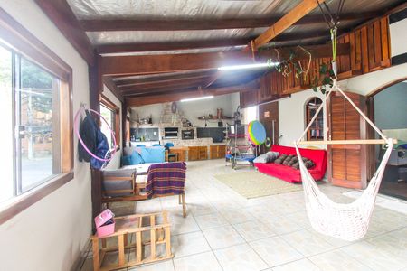 Casa à venda com 362m², 4 quartos e 4 vagas Casa à venda com 362m², 4 quartos e 4 vagasVaranda da Suíte 3