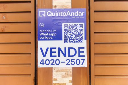 Casa à venda com 362m², 4 quartos e 4 vagas Casa à venda com 362m², 4 quartos e 4 vagasPlaca