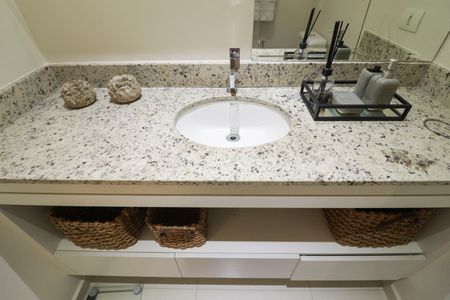 Apartamento à venda com 327m², 4 quartos e 2 vagasBanheiro da Suíte 4/Sauna