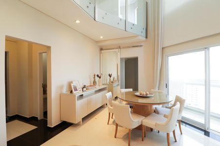 Apartamento à venda com 327m², 4 quartos e 2 vagasSala