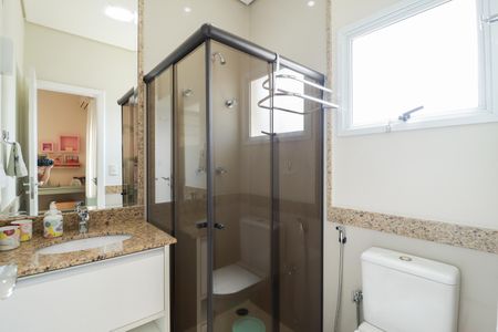 Apartamento à venda com 327m², 4 quartos e 2 vagasBanheiro da Suíte 3