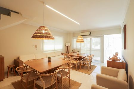 Apartamento à venda com 327m², 4 quartos e 2 vagasSalão