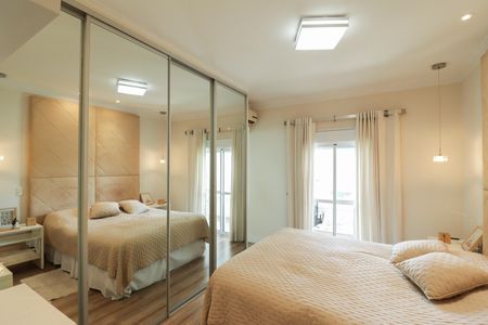 Apartamento à venda com 327m², 4 quartos e 2 vagasSuíte 1