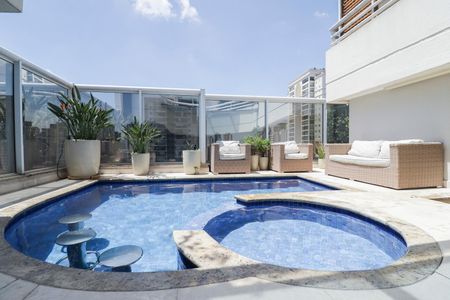 Apartamento à venda com 327m², 4 quartos e 2 vagasChurrasqueira/Piscina