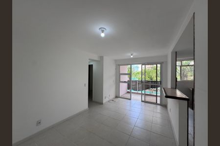 Sala de apartamento à venda com 2 quartos, 65m² em Recreio dos Bandeirantes, Rio de Janeiro