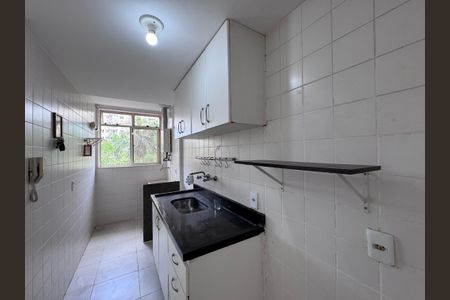Apartamento à venda com 65m², 2 quartos e 1 vagaCozinha e Área de Serviço