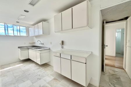 Apartamento à venda com 98m², 3 quartos e 1 vaga Apartamento à venda com 98m², 3 quartos e 1 vagaCozinha