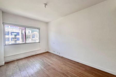 Apartamento à venda com 98m², 3 quartos e 1 vaga Apartamento à venda com 98m², 3 quartos e 1 vagaSuite