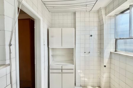 Apartamento à venda com 98m², 3 quartos e 1 vaga Apartamento à venda com 98m², 3 quartos e 1 vagaÁrea de Serviço