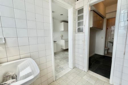 Apartamento à venda com 98m², 3 quartos e 1 vaga Apartamento à venda com 98m², 3 quartos e 1 vagaÁrea de Serviço