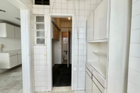 Apartamento à venda com 98m², 3 quartos e 1 vaga Apartamento à venda com 98m², 3 quartos e 1 vagaÁrea de Serviço