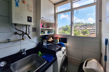 Apartamento à venda com 72m², 3 quartos e 1 vagaÁrea de Serviço