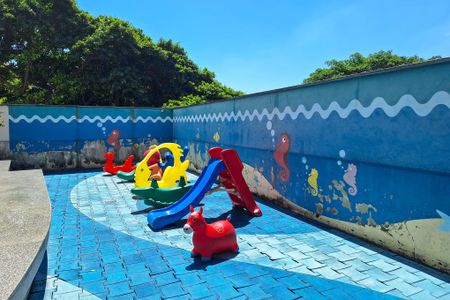 Apartamento à venda com 72m², 3 quartos e 1 vagaÁrea comum