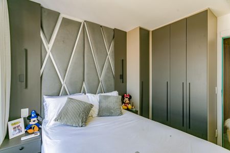 Suíte de apartamento à venda com 2 quartos, 74m² em Vila Nair, São Paulo
