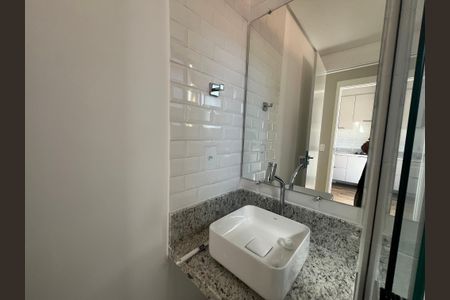 Banheiro de apartamento para alugar com 1 quarto, 26m² em Vila Dom Pedro Ii, São Paulo