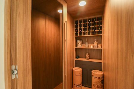 Apartamento à venda com 335m², 4 quartos e 6 vagas Apartamento à venda com 335m², 4 quartos e 6 vagasSala