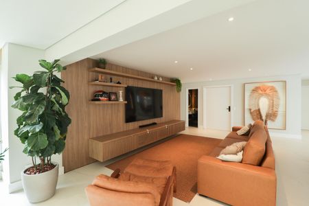 Apartamento à venda com 335m², 4 quartos e 6 vagas Apartamento à venda com 335m², 4 quartos e 6 vagasSala