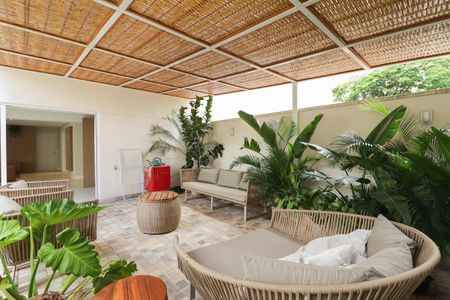 Apartamento à venda com 335m², 4 quartos e 6 vagas Apartamento à venda com 335m², 4 quartos e 6 vagasGarden/Área Externa