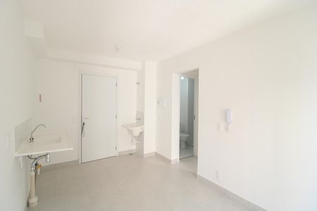 Sala de apartamento para alugar com 2 quartos, 35m² em Socorro, São Paulo