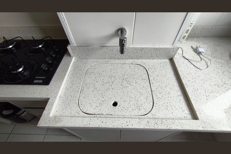 Apartamento à venda com 27m², 1 quarto e sem vaga Apartamento à venda com 27m², 1 quarto e sem vagaCozinha e Área de Serviço