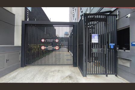 Apartamento à venda com 27m², 1 quarto e sem vaga Apartamento à venda com 27m², 1 quarto e sem vagaFachada + Plaquinha