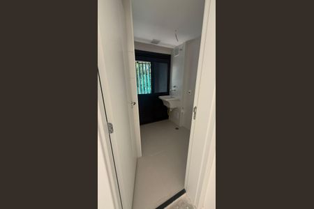 Apartamento à venda com 71m², 2 quartos e 1 vagaÁrea de serviço