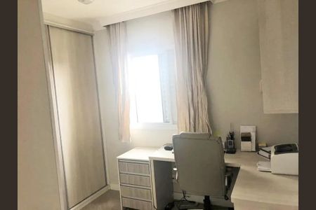 Apartamento à venda com 76m², 2 quartos e 2 vagasQuarto