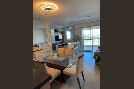 Sala de apartamento à venda com 2 quartos, 76m² em Campestre, Santo André