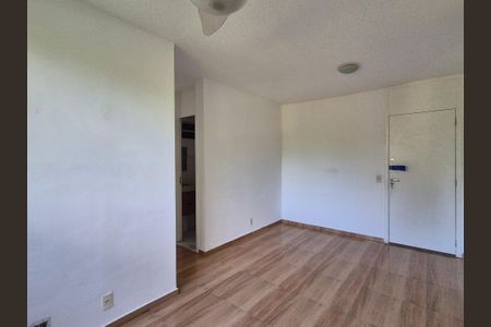 Sala  de apartamento à venda com 2 quartos, 52m² em Vargem Pequena, Rio de Janeiro