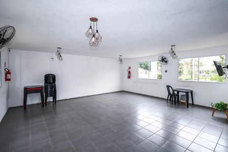 Apartamento para alugar com 45m², 2 quartos e sem vagaSalão de Festas