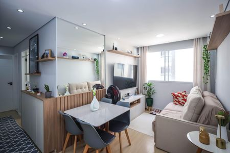 Sala de apartamento para alugar com 2 quartos, 45m² em Vila Cristalia, São Paulo