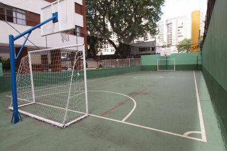 Apartamento para alugar com 70m², 2 quartos e sem vagaÁrea comum - Quadra Esportiva