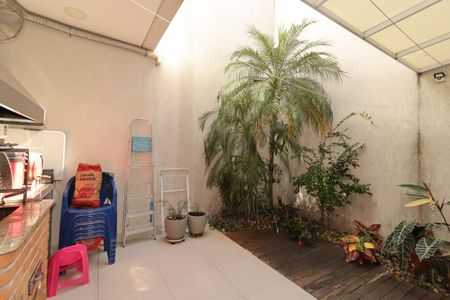 Casa à venda com 184m², 3 quartos e 4 vagasÁrea Gourmet