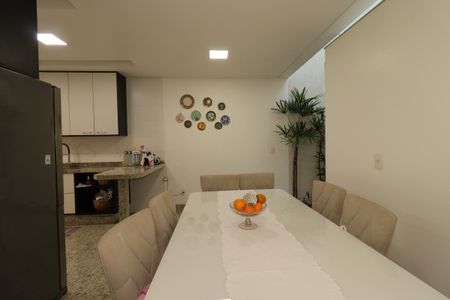 Casa à venda com 184m², 3 quartos e 4 vagasSala de Jantar