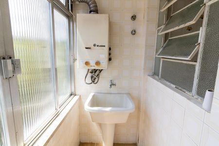 Apartamento à venda com 132m², 2 quartos e 1 vaga Apartamento à venda com 132m², 2 quartos e 1 vagaÁrea de Serviço