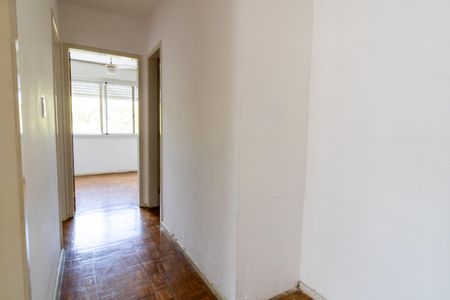 Corredor de apartamento à venda com 2 quartos, 132m² em Partenon, Porto Alegre