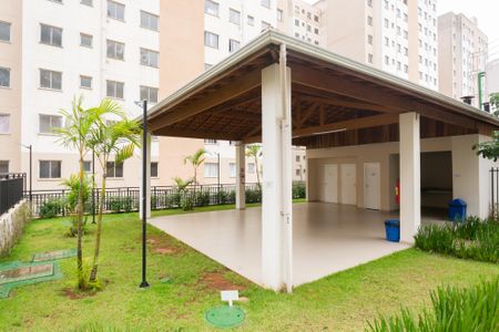 Apartamento para alugar com 44m², 2 quartos e sem vaga Apartamento para alugar com 44m², 2 quartos e sem vagaÁrea comum - Churrasqueira
