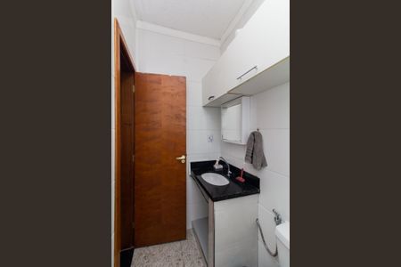 Casa de condomínio à venda com 65m², 2 quartos e 1 vaga Casa de condomínio à venda com 65m², 2 quartos e 1 vagaBanheiro