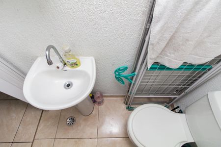 Casa de condomínio à venda com 65m², 2 quartos e 1 vaga Casa de condomínio à venda com 65m², 2 quartos e 1 vagaLavabo