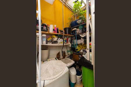 Casa de condomínio à venda com 65m², 2 quartos e 1 vaga Casa de condomínio à venda com 65m², 2 quartos e 1 vagaÁrea de Serviço