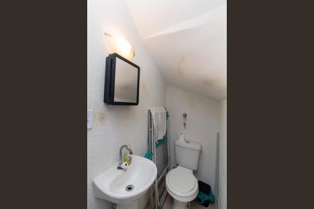 Casa de condomínio à venda com 65m², 2 quartos e 1 vaga Casa de condomínio à venda com 65m², 2 quartos e 1 vagaLavabo