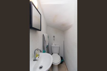 Casa de condomínio à venda com 65m², 2 quartos e 1 vaga Casa de condomínio à venda com 65m², 2 quartos e 1 vagaLavabo